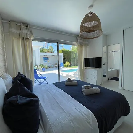 Villa De Mer, Première Ligne, Et Piscine *