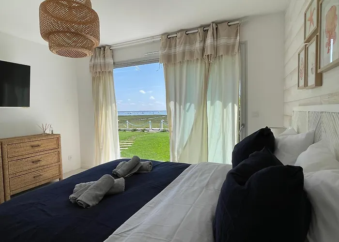 De Mer, Premiere Ligne, Et Piscine Vila *