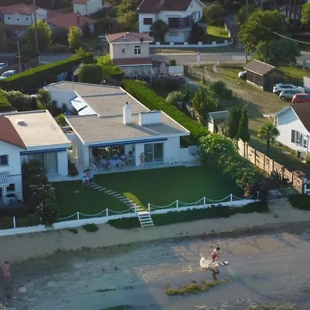 De Mer, Premiere Ligne, Et Piscine